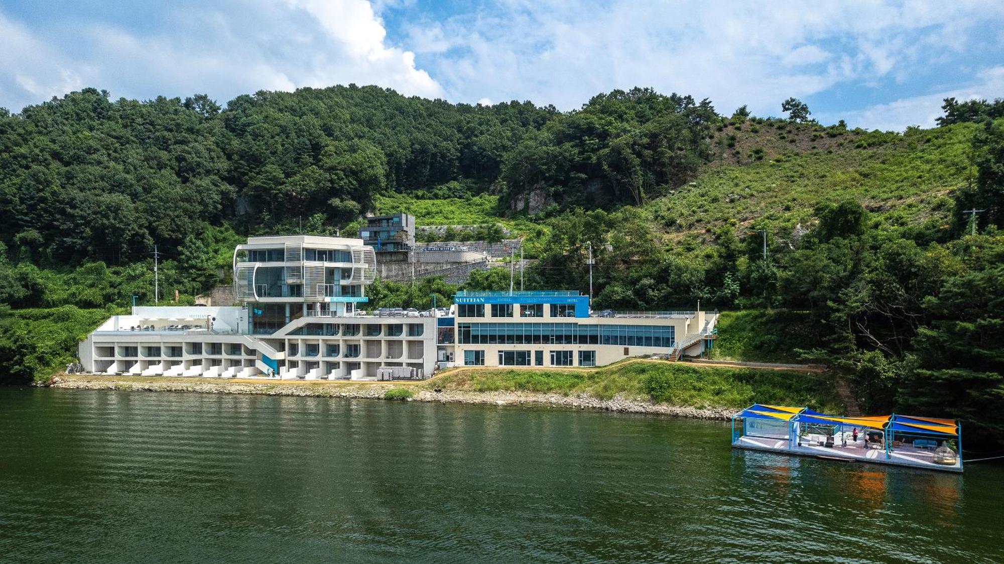 Gapyeong Suiteian Hotel&Resort מראה חיצוני תמונה
